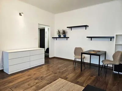 Kawalerka 36 m2, niedaleko metra pl. Wilsona - miniatura 3