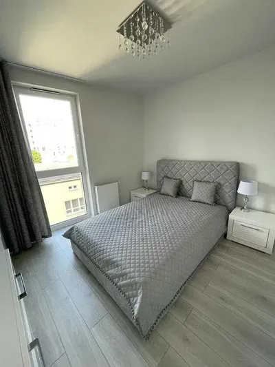 Wynajmę mieszkanie 48m2 w centrum - miniatura 4