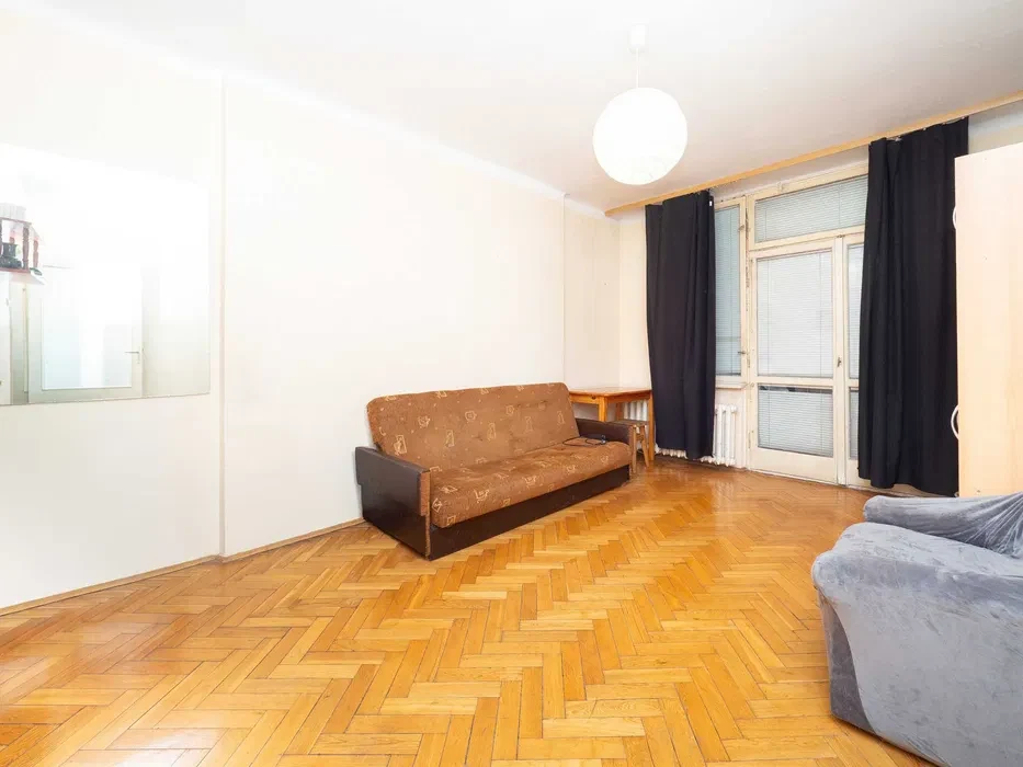 Kawalerka w centrum | ul. Lea | balkon - 1/8