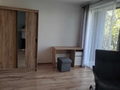 Czyżyny ul. Sikorki, kawalerka z balkonem w nowym bloku - miniatura 3