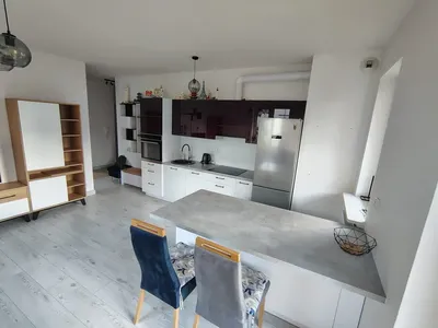 Wynajem 42 m² | 2 pokoje | balkon ponad 10 m² | 1. piętro | winda | budynek z 2020 r. | ok. 10 min pieszo do centrum | dostępne od zaraz - miniatura 4