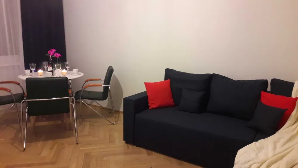 Bezpośrednio, 3 pokoje z balkonem i oddzielną kuchnią, ok. Złotych Tarasów - 1/8