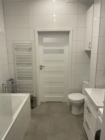 Wynajem mieszkania 40m2 10 min od rynku swietna lokalizacja - miniatura 5