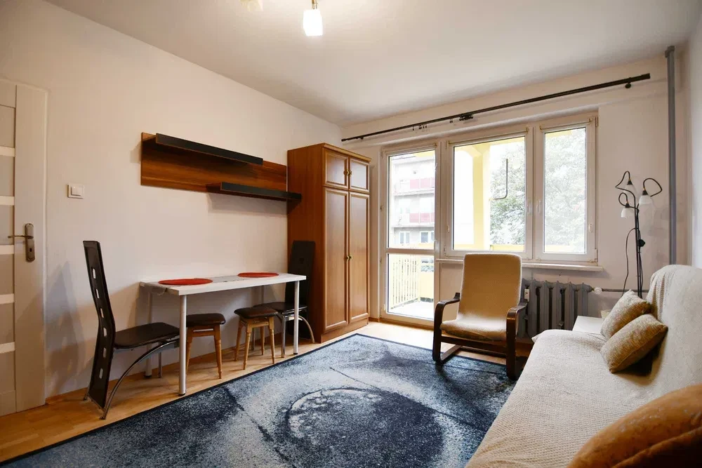 2 pokoje 37 m2 balkon Pobitno ul. Mazurska 2 piętro z windą - 1/8