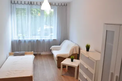 Bezpośrednio mieszkanie 3 pokojowe niedaleko Rynku Łazarskiego-na Grunwaldzie - miniatura 2