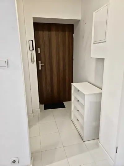 Duża kawalerka 30 m 2 - Praga Południe - bezpośrednio od właścicciela