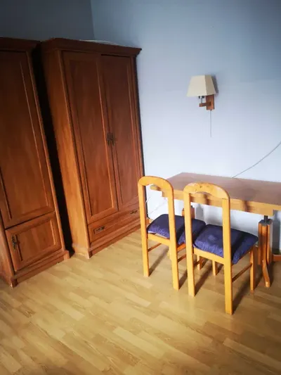 Ładne, 2-pokojowe mieszkanieblisko centrum - miniatura 3
