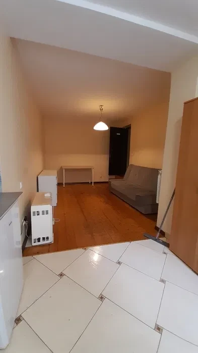 Mieszkanie 1 pokojowe wynajmę 25m2 umeblowane ul Królowej Jadwigi - 1/4