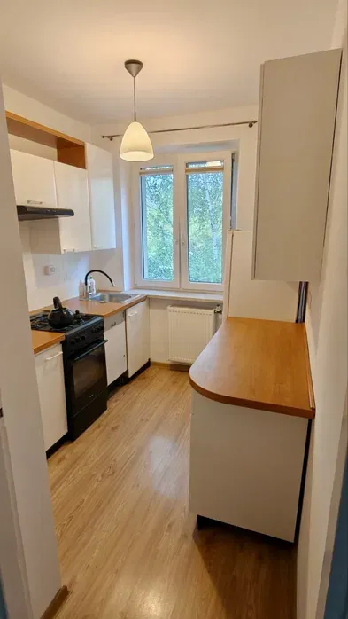 URSYNÓW blisko SGGW -46 m2 , balkon 2 pok.po generalnym remoncie , wolne , bardzo ładne - miniatura 5