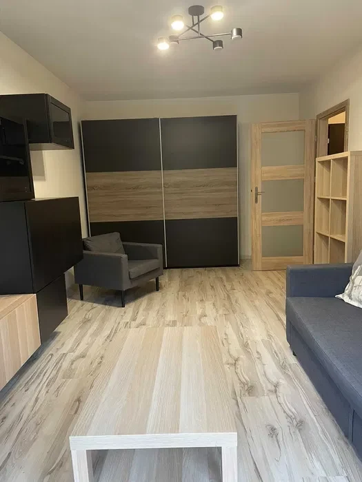 2 pokoje | 48 m² | osobna kuchnia | Bohomolca | balkon - 1/8