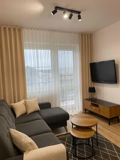 REZERWACJA. Wygodne mieszkanie, 2 pokoje, 42 m2 Centrum / Szwederowo do wynajęcia - miniatura 2