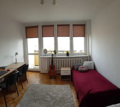 Duży pokój 20m2 z balkonem super lokalizacja rondo Rataje