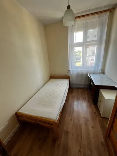 Pokój Katowice Ligota 10 min pieszo od ŚUM - miniatura 2