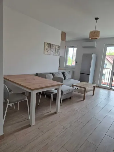 NOWE 40 m² z klimatyzacją i dużym balkonem | Przy Galerii Bronowice | Gdyńska 25 z miejscem parkingowym w garażu podziemnym - miniatura 2