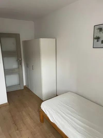 Pokój do wynajęcia - miniatura 2
