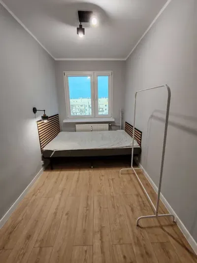 Wynajmę bezpośrednio 2-pokojowe mieszkanie 34 m² – Warszawa Bemowo, ul. Widawska - miniatura 3