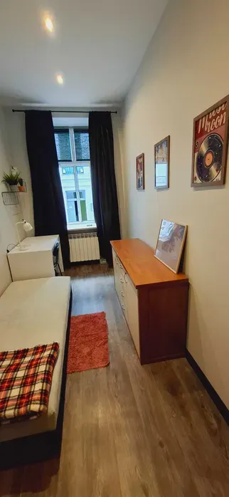 Pokoje dla studentów i mlodych osób pracujących. - miniatura 3