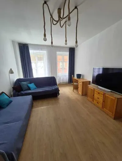 Umeblowane 2 pokoje, 55 m² w kamienicy, spokojna okolica Starego Rynku