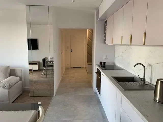 Komfortowe mieszkanie 50,35 m² z garażem | Atrakcyjna lokalizacja - 1/8