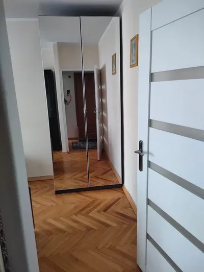 Wynajem mieszkanie Warszawa centrum - miniatura 2