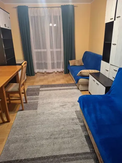 Bezpośrednio, 2 pokojowe z osobną kuchnią i 2 oddzielnymi pokojami dla 2-3 osób na Prądniku Białym ul. Felińskiego wynajmę