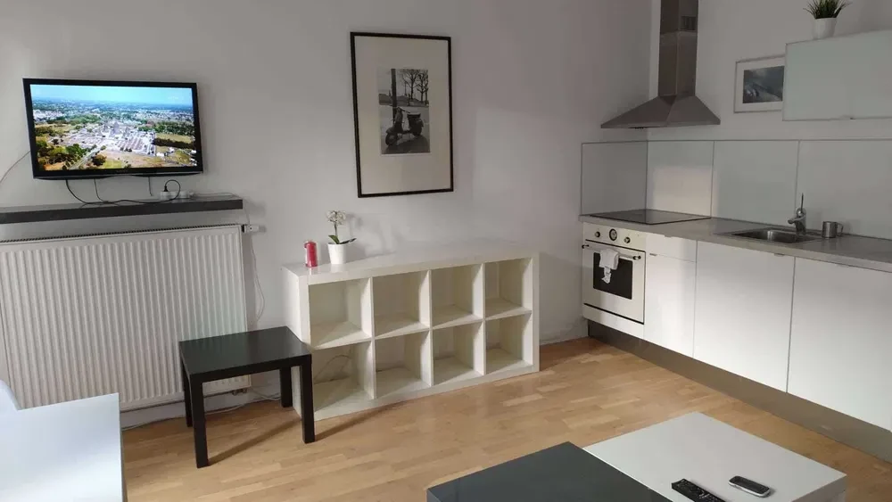 BEZPOŚREDNIO apartament 40m2 Metro Dworzec Gdański - 1/8