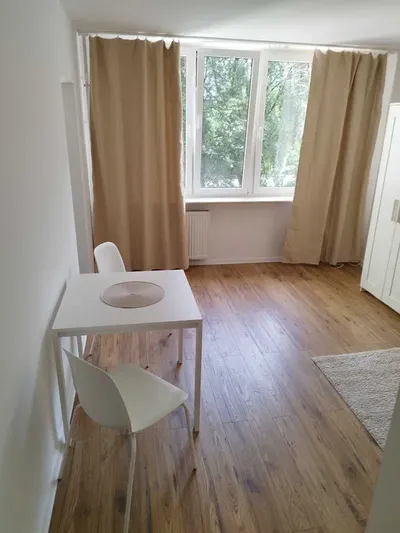 Wynajmę mieszkanie po remoncie - miniatura 4