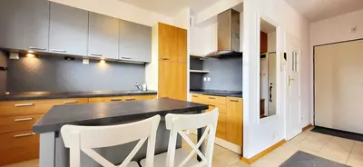 2 pokojowe 45m2,aneks-BIELANY CHOMICZÓWKA-m.parkingowe,ul.Kwitnąca 12B - miniatura 4