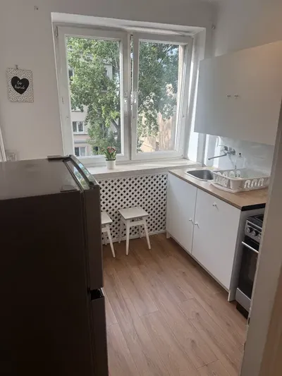 Mieszkanie Nowolipki Muranów 2 pokoje 47 m2 4 piętro bez prowizji (Wola/Śródmieście)