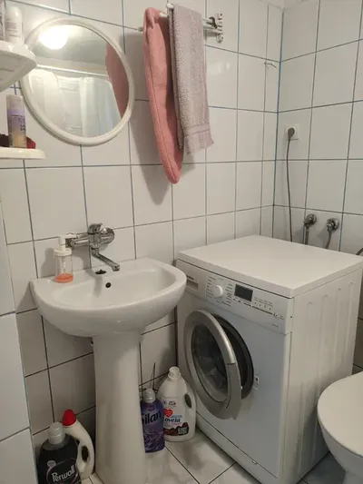 Wynajmę pokój dla studentki - miniatura 4