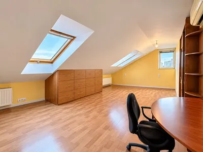 120 m² | 6 pokoi | Biuro lub mieszkanie | Parking | Obok Atrium Targówek - miniatura 3