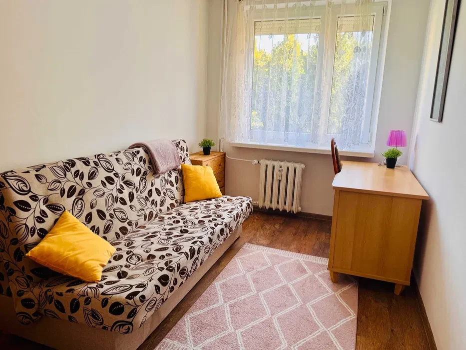 Jednoosobowy, niezależny jasny i wygodny pokój 9 mkw ul. Wilczak do wynajęcia od zaraz. Poznań, Winogrady. - 1/8
