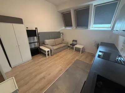 Wynajmę kawalerkę w ścisłym centrum - miniatura 3