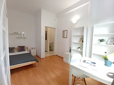 Komfortowy, duży pokój Okęcie- Hynka. Comfy room (also for couple). Комфорт номер - miniatura 4