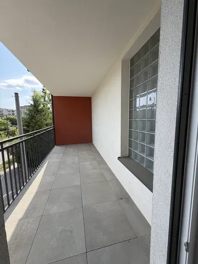 3 pokojowe mieszkanie w apartamentowcu - miniatura 5