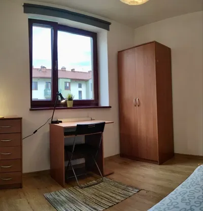 Wynajmę mieszkanie 4-pokojowe, Kraków, ul. Bartla - miniatura 3