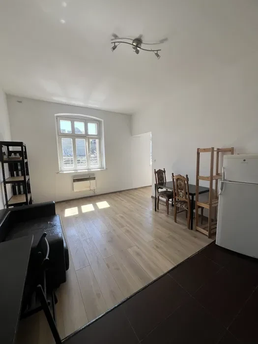 Mieszkanie do wynajęcia 61 m² – Katowice, Mariacka 7 miejsc - 1/8