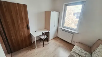 Małe mieszkanie dla pary lub studentów do wynajęcia. Świetna lokalizacja. - miniatura 2