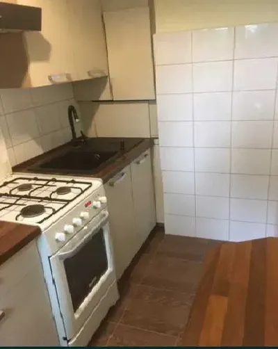 Tanio umeblowana kawalerka 30m2 Os. Na Stoku - miniatura 4