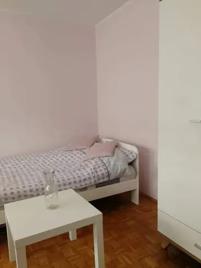 Kawalerka do wynajęcia - miniatura 5
