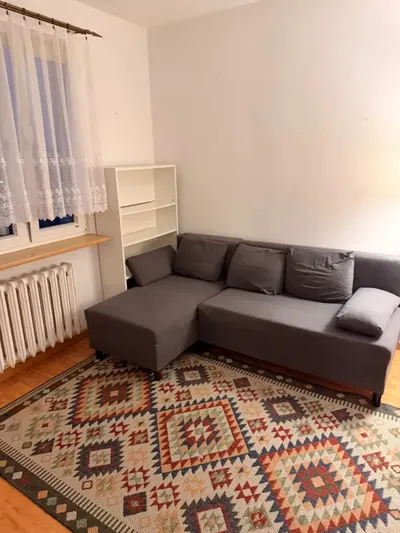 SGGW. Umeblowana kawalerka z wydzieloną sypialnią, ok. 31 m², 7./8. piętro, bez sąsiadów za ścianą, przy Metrze Ursynów i SGGW! - miniatura 5