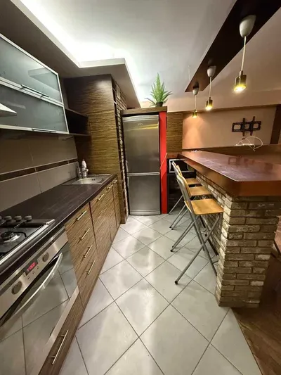 Wynajmę mieszkanie 2 pokoje przy metro Słodowiec - miniatura 2