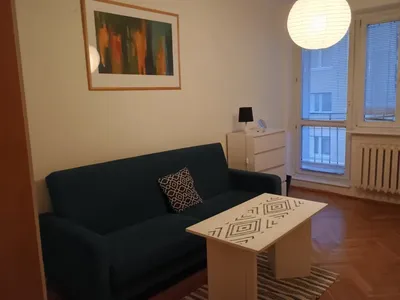 Duży pokój z balkonem - miniatura 2