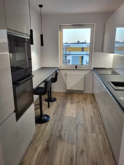 Do wynajęcia nowe dwupokojowe mieszkanie 45,6 m2 z garażem, 2 oddzielne pokoje z oddzielną widną kuchnią Ursus Habicha - miniatura 3