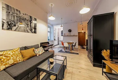 Łazarz, 43 m2, 2 pokoje, duży salon, przestrzeń biurowa, łózko na antresoli