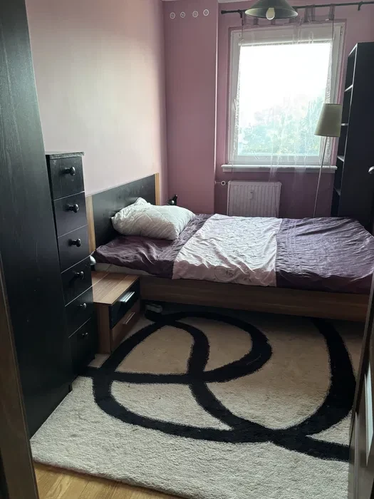 Pokój na wynajem od zaraz - 1/4
