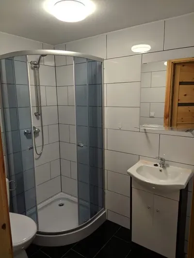 Mieszkanie kawalerka w centrum Wrocławia, 1 km PKP, 2 km rynek - miniatura 2