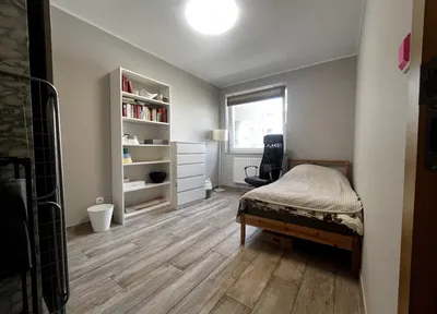 Dla dziewczyny Pokój w mieszkaniu Cystersów 26 c - miniatura 3