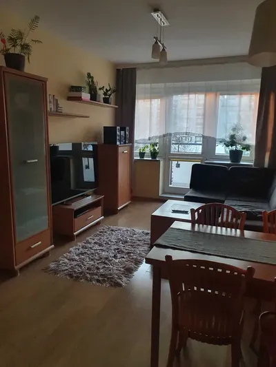 Mieszkanie 38m2 w Warszawie Ursus do wynajmu - miniatura 2