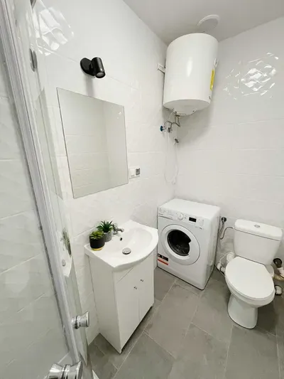Kawalerka do wynajęcie przy politechnice - miniatura 3